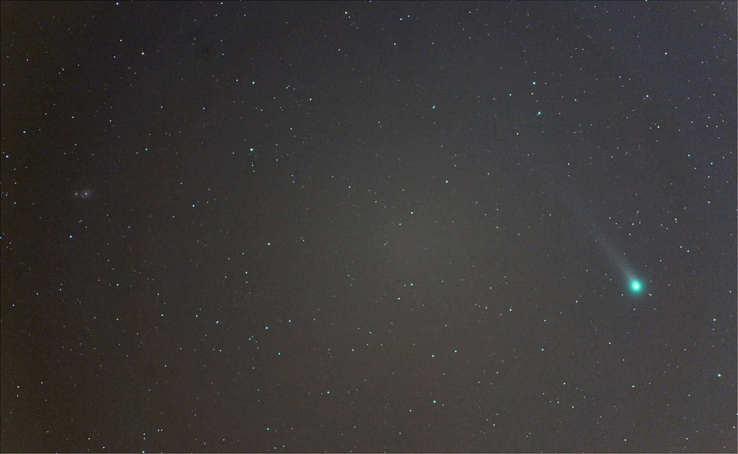 ラヴジョイ彗星とM51子持ち星雲との接近　2013.11.26
